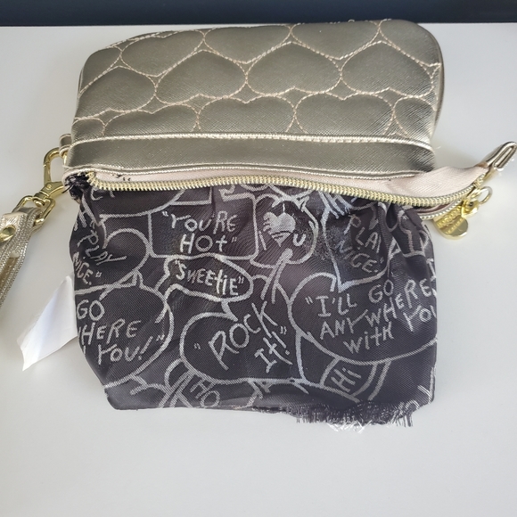 Betsy Johnson bag - Picture 5 of 9